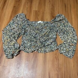 Astr Green and White Puff Sleeve Blouse